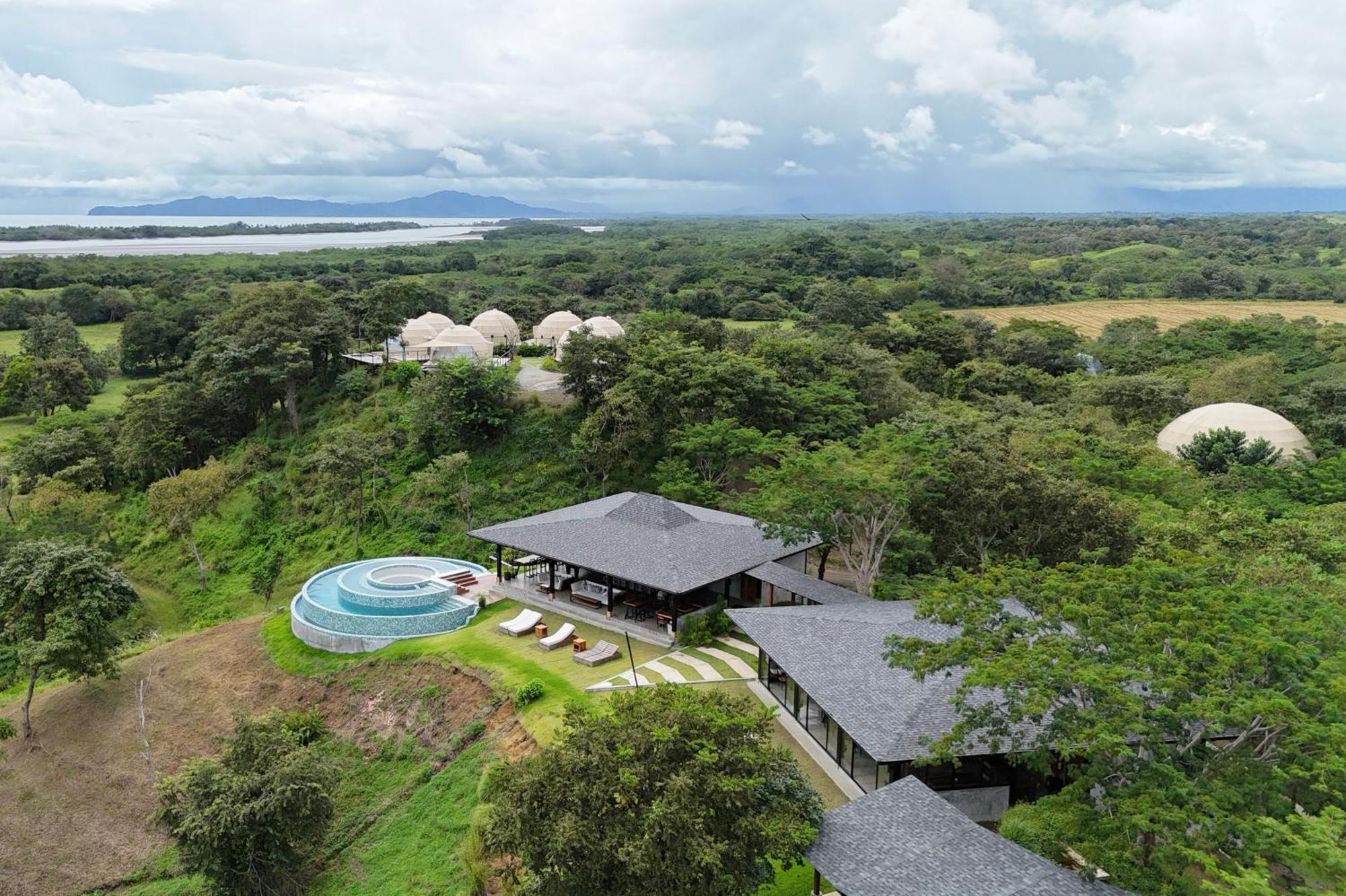 Alaya Yoga & Surf & Retreat Hotel Playa Venao Exterior photo