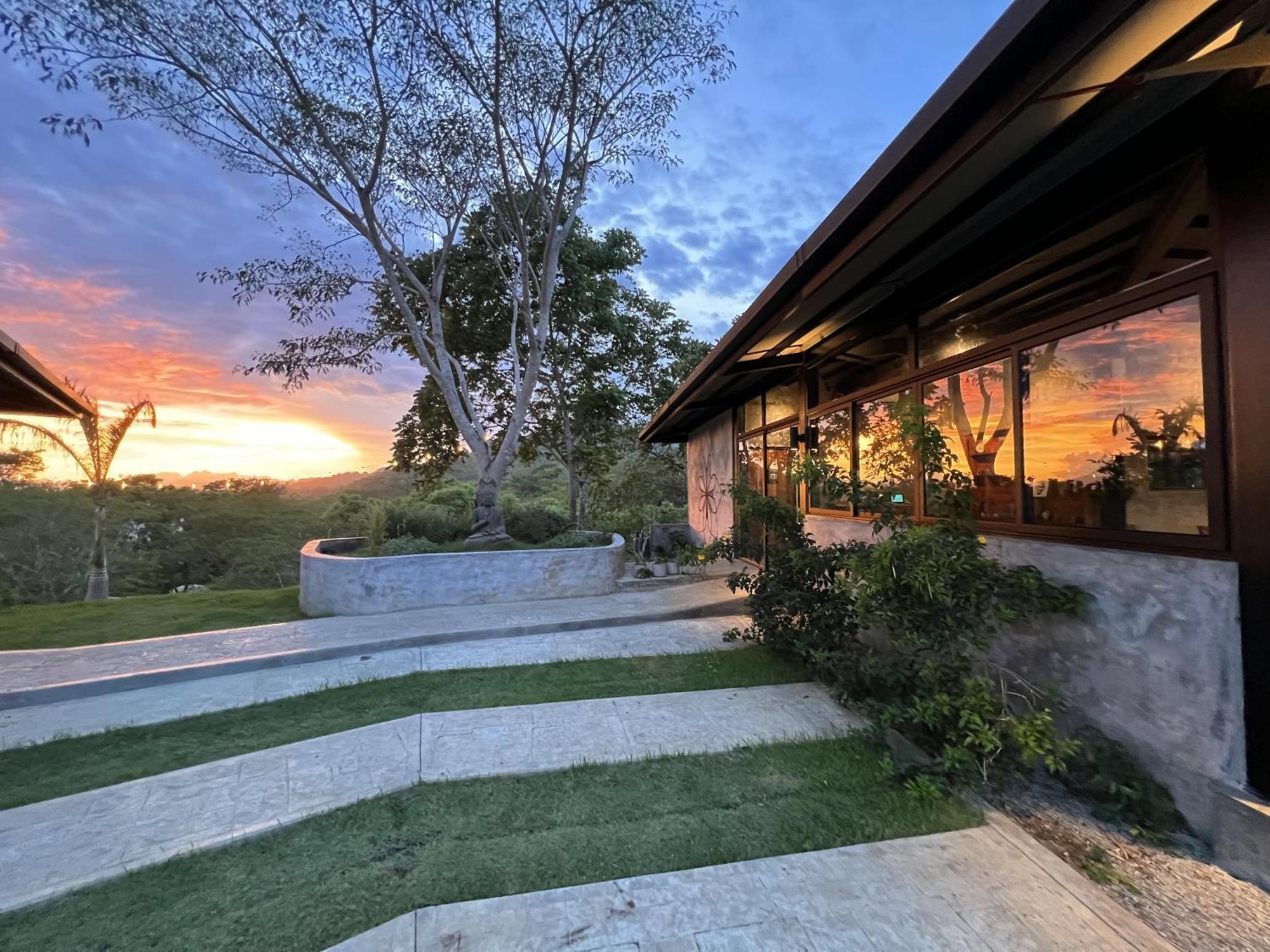 Alaya Yoga & Surf & Retreat Hotel Playa Venao Exterior photo
